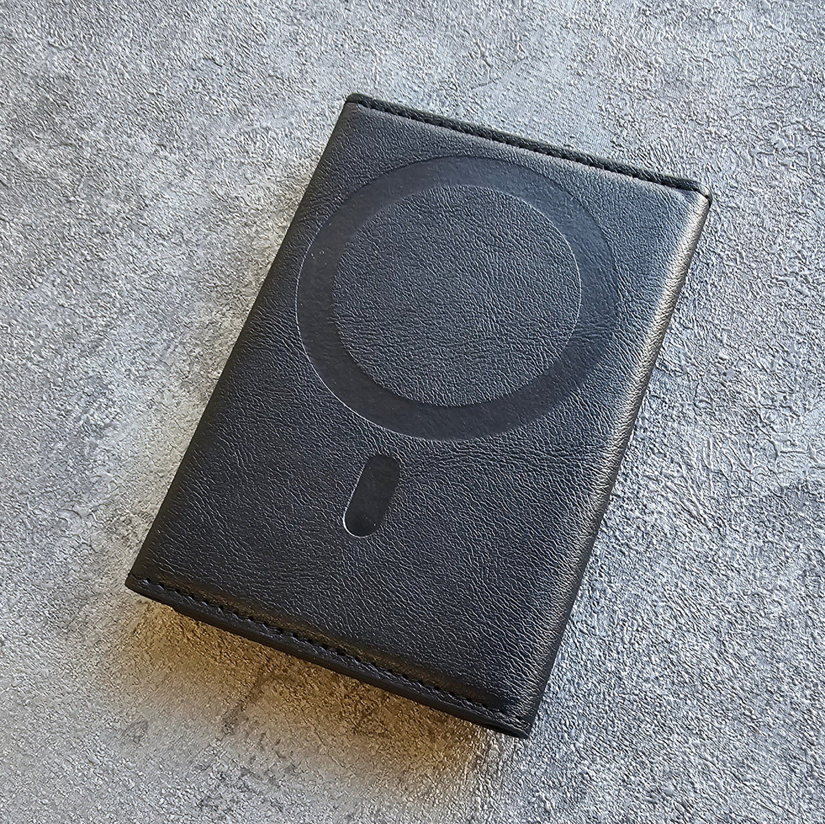 Slim Tri-Fold MagSafe Wallet With Stand